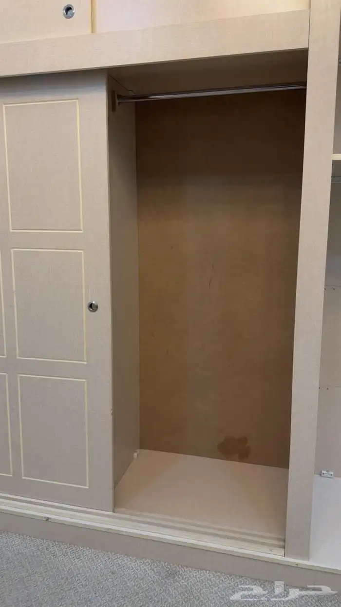 دولاب كبير سحاب نظيف 3