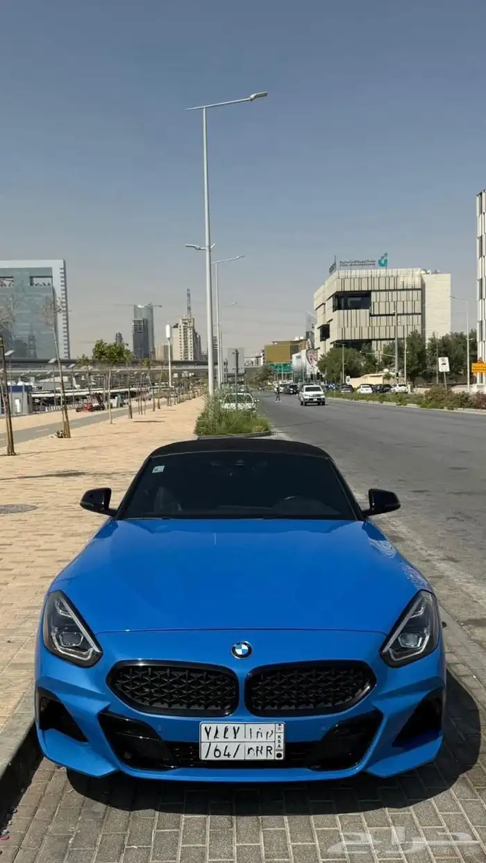 بي ام Z4 كت اM موديل 2022بدي وكالة صيانة الوكالة على ضمان 37