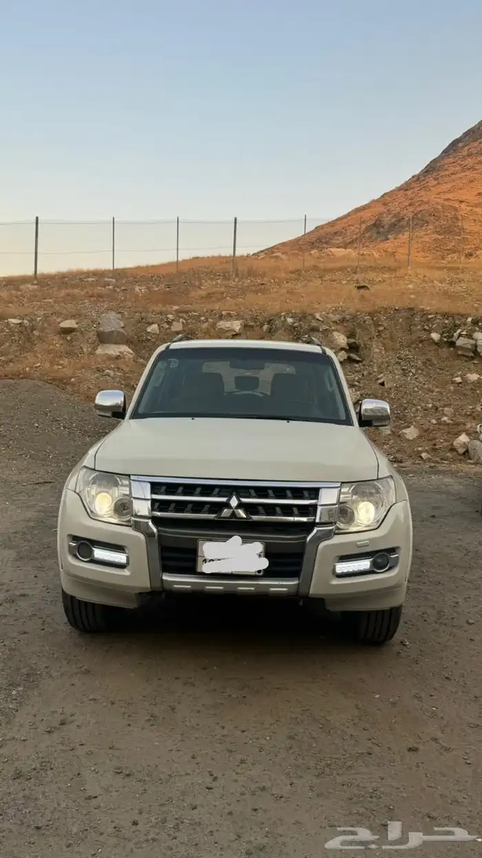 باجيرو 2015 نظيف 3