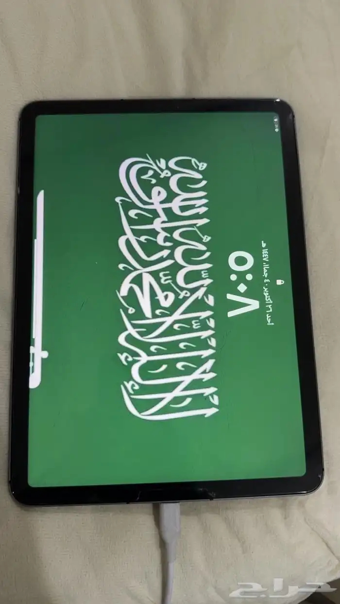 أيباد أير أخو الجديد 128 قيقا بطاريه 95 0