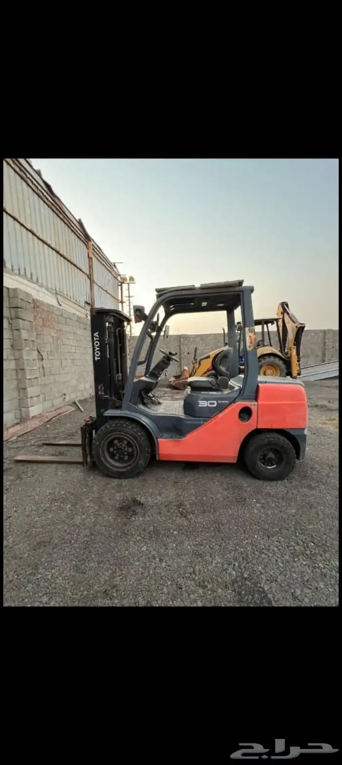 فوركلفت رافعات شوكيه للايجار من 1طن الى 16طن 2