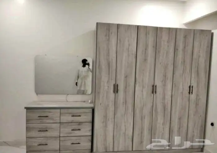 غرفة نوم كاملة  أثاث منزلي  سرير ودولاب وبطانيات 4