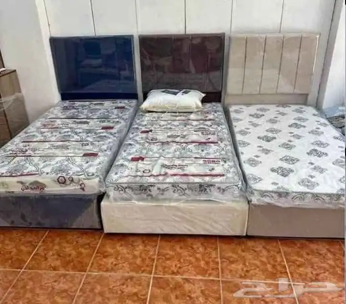 غرفة نوم كاملة  أثاث منزلي  سرير ودولاب وبطانيات 10