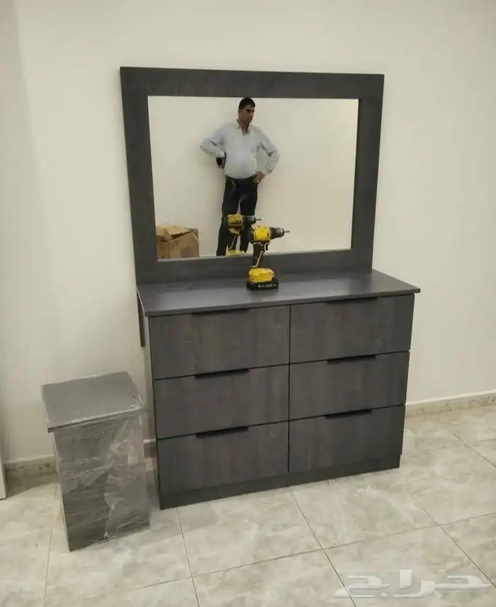 غرفة نوم كاملة  أثاث منزلي  سرير ودولاب وبطانيات 14