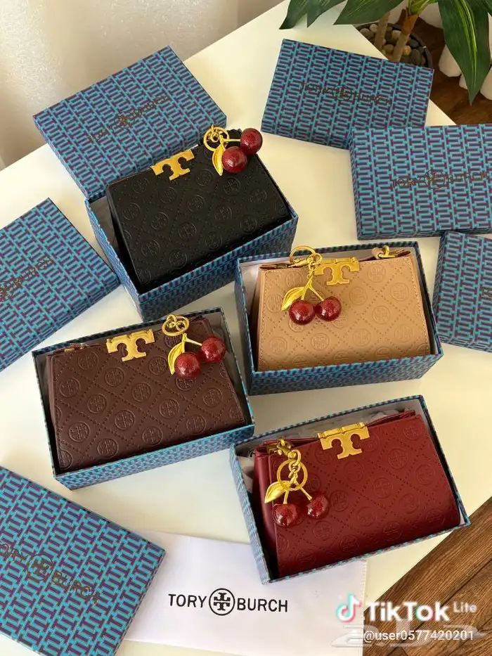 شنط ماركات درجه اولى جمله وقطاعي لطلب وتس 5