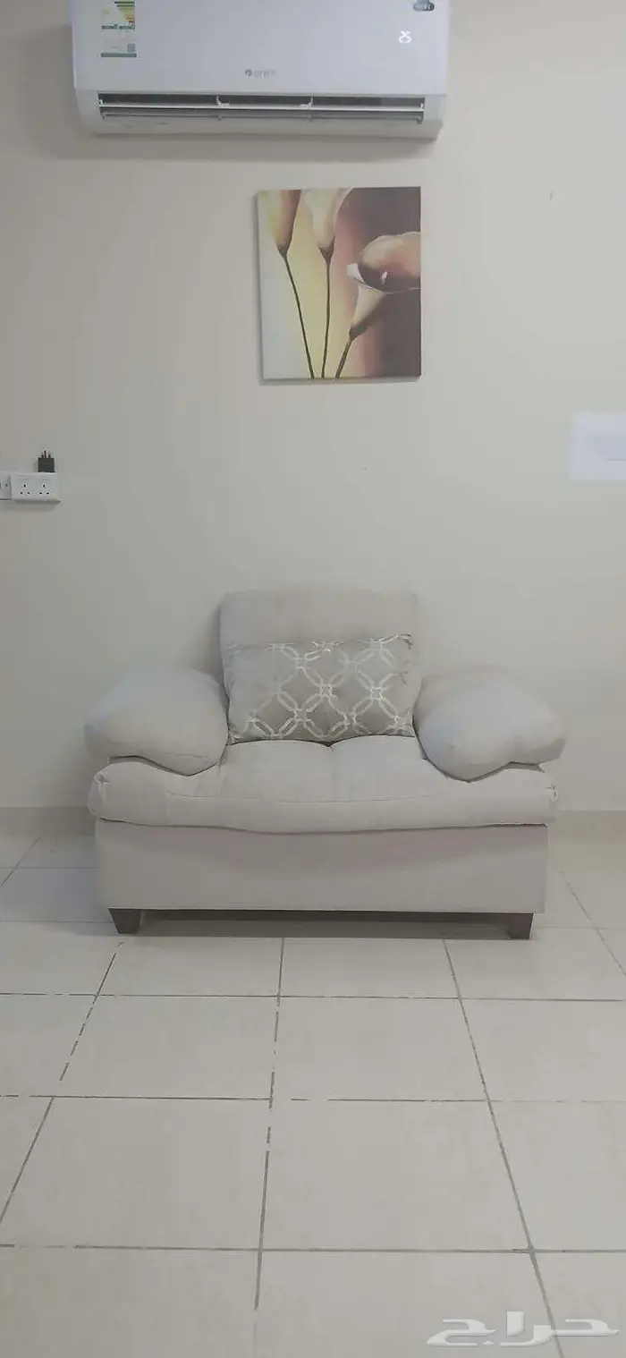 أثاث وأجهزة منزلية للبيع حالة ممتازة 23