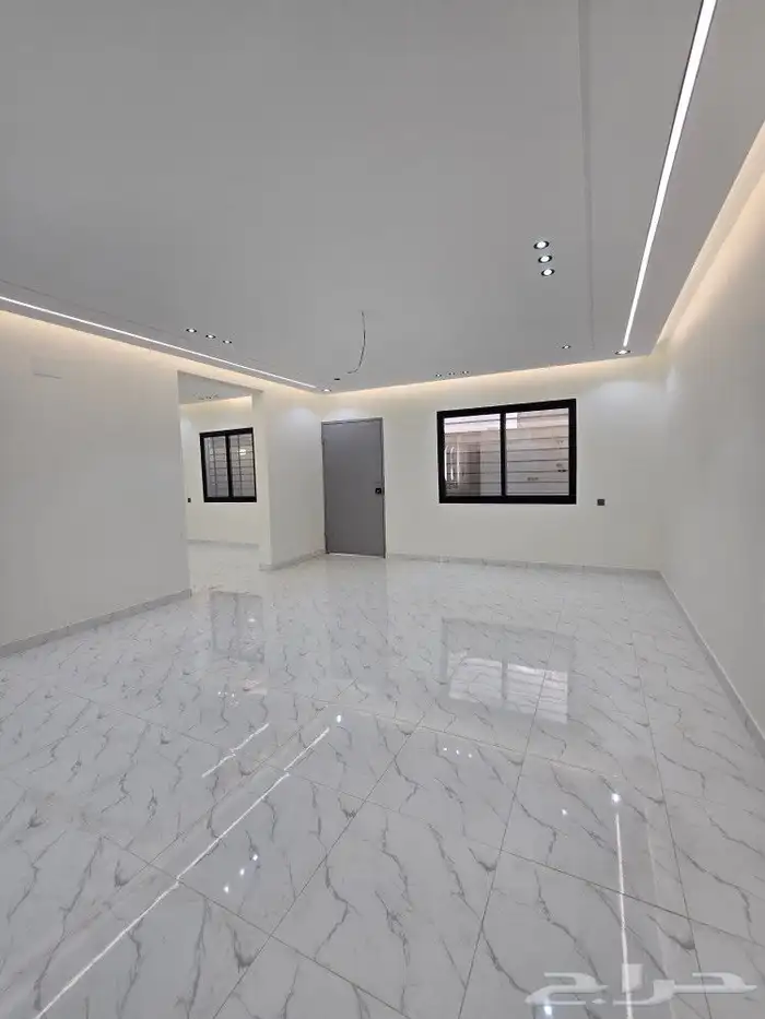 دور أرضي تمليك6غرفVIP حوش ومدخل سياره من550ألف طريق الثمانين 11