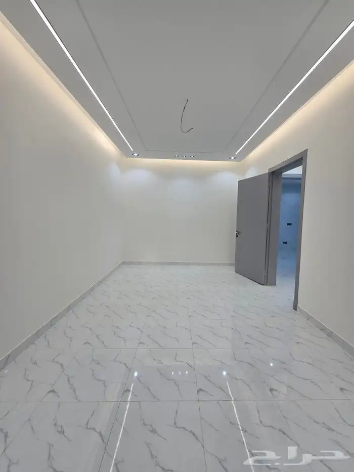 دور أرضي تمليك6غرفVIP حوش ومدخل سياره من550ألف طريق الثمانين 8