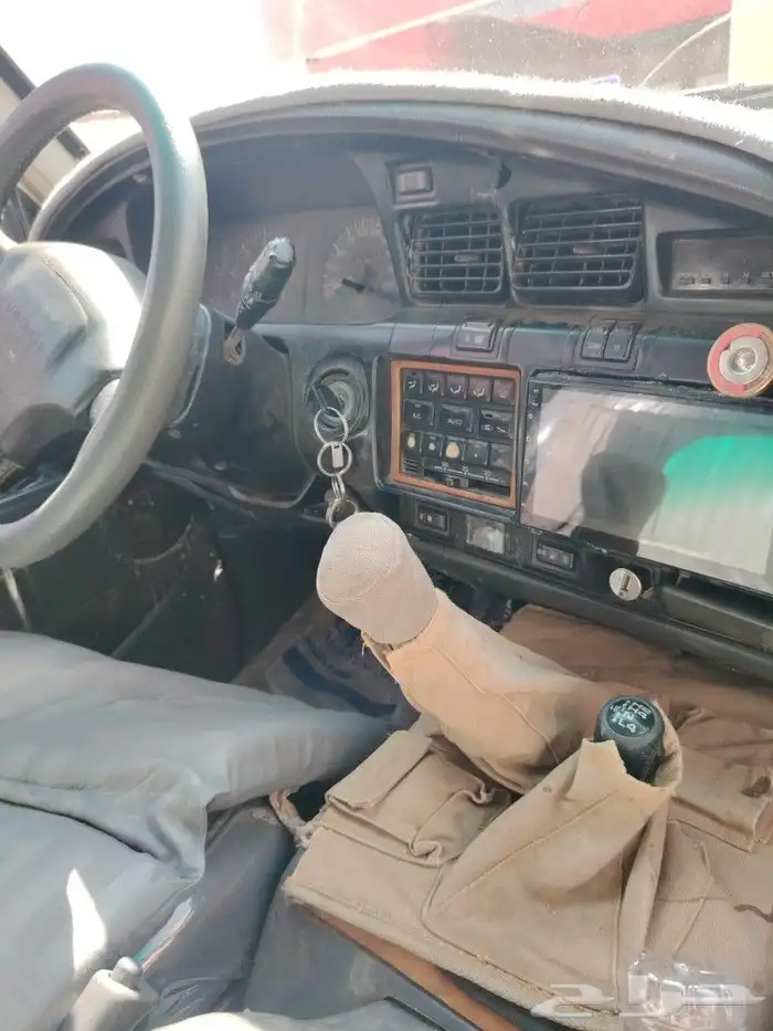 جيب تايوتا موديل 93 4