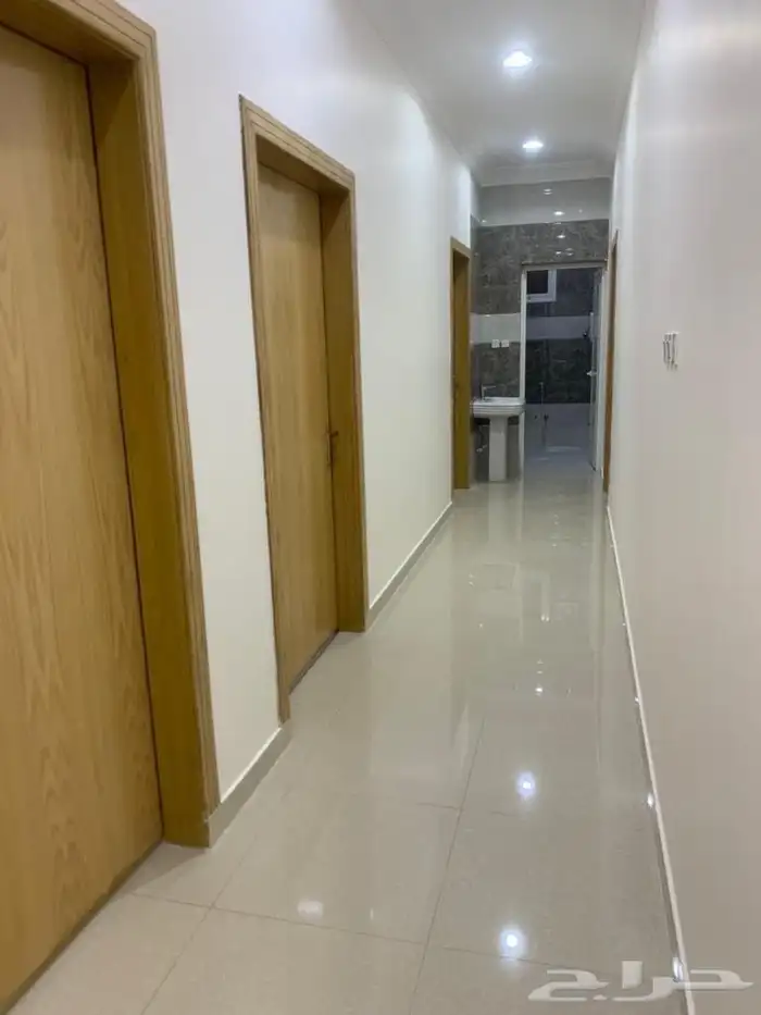 شقه عوائل كبيرة وجديدة للايجار 3