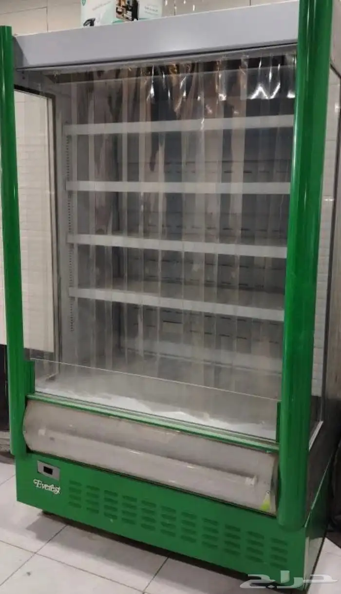 6 ثلاجات عرض مكشوفة احجام مختلفة 125 م   ايفرست 1