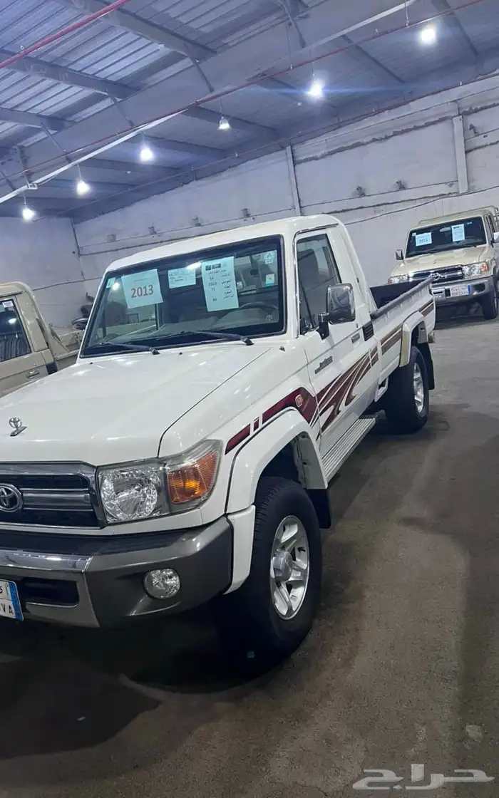 للبيع شاص 2013 سعودي ماشي 70 الاف 2