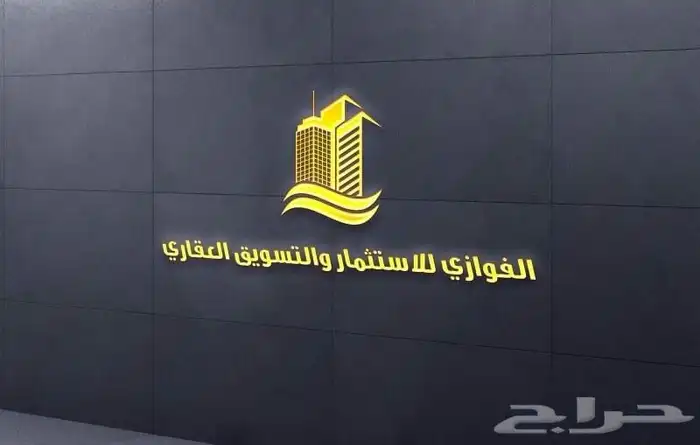 مصمم دعاية وإعلان 9