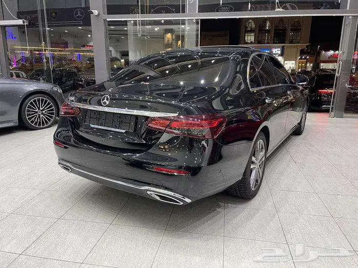 مرسيدس - اي 250 - 2023 E250 كوري على ضمان الجفالي 5