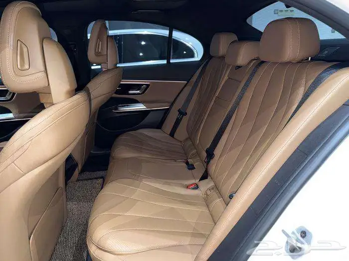 مرسيدس - اي 200 - E200 2025 25