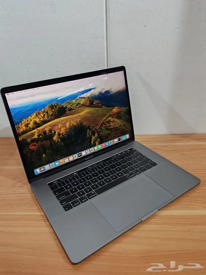 MacBook Pro i7. 16inch 16GB ram 500gb SSD 4gb graphics 7