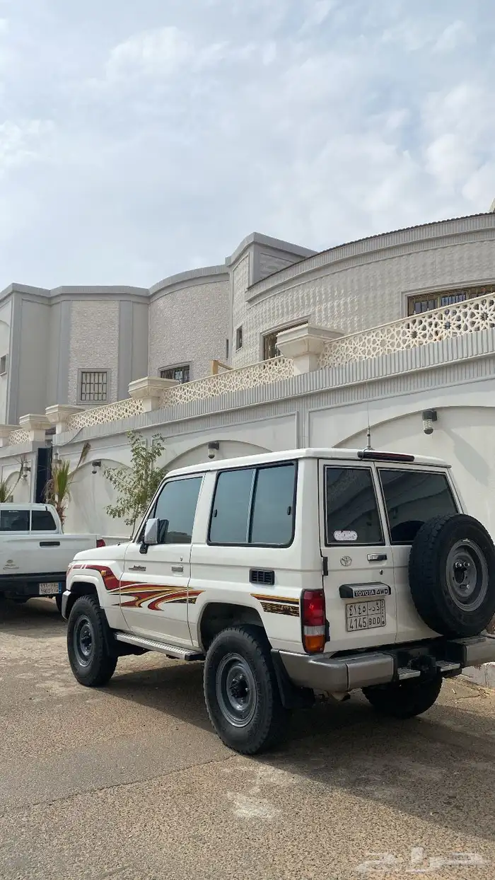 للبيع ربع 2012 نظيف 2