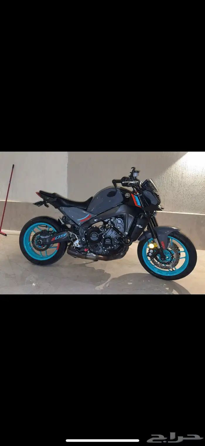 دباب MT09 Yamaha 2023 3