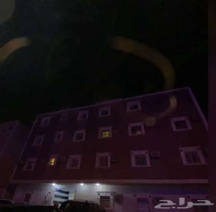 للبيع شقة في حي المونسية 0