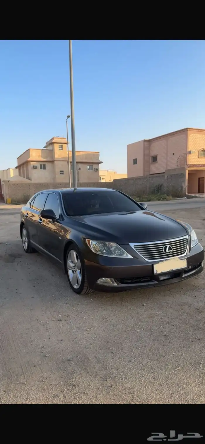 لكزس LS460 8