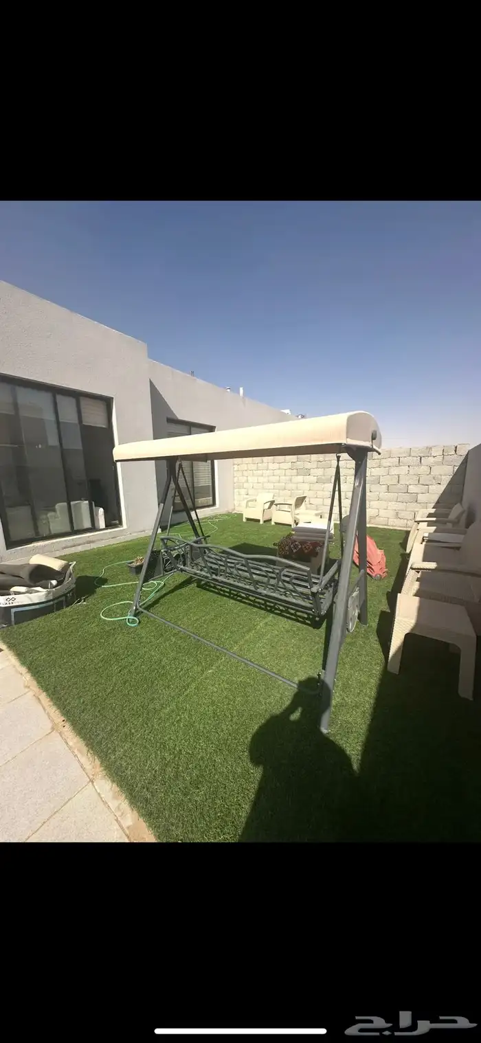 مجلس ومرجيحة وجلسة سطح للبيع 2