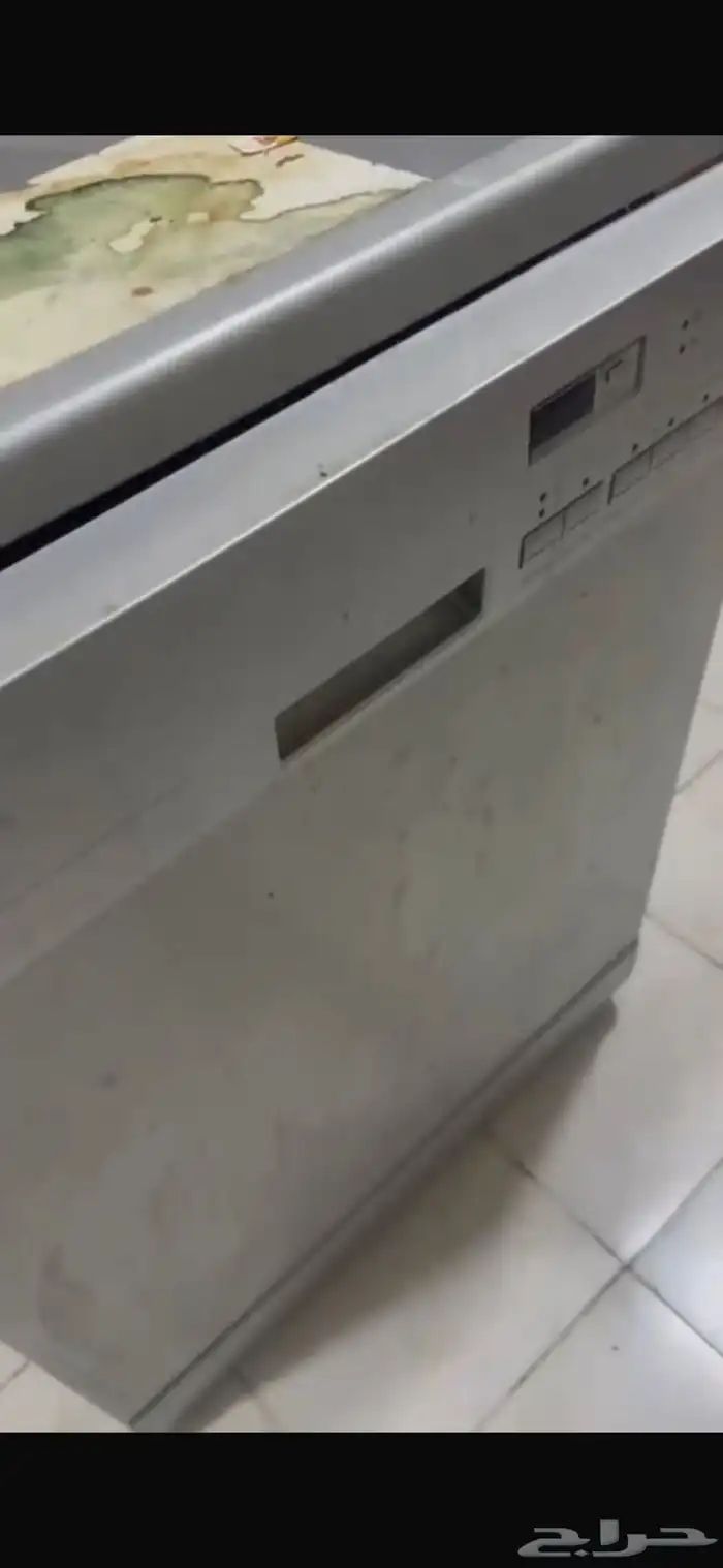 عندي غسالة صحون LGنظيفه الموقع الحائط 0