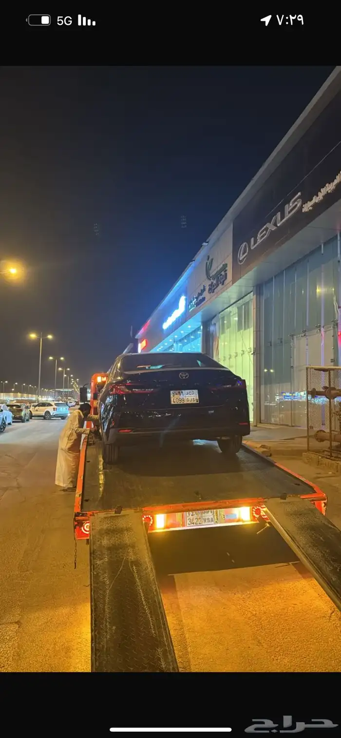 كامري 2025 اصفاااررر توها طالعه من الوكاله اللون اسود 0