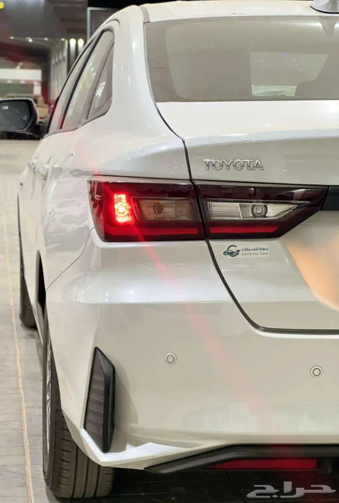 تويوتا يارس واي بلس موديل 2026 23