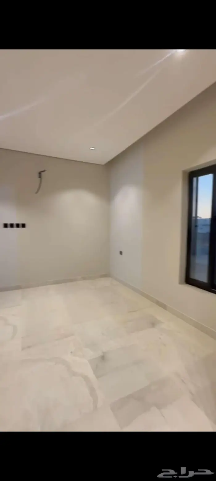 للتمليك فله روف علوي حي الصفا (تبوك )670 الف 13