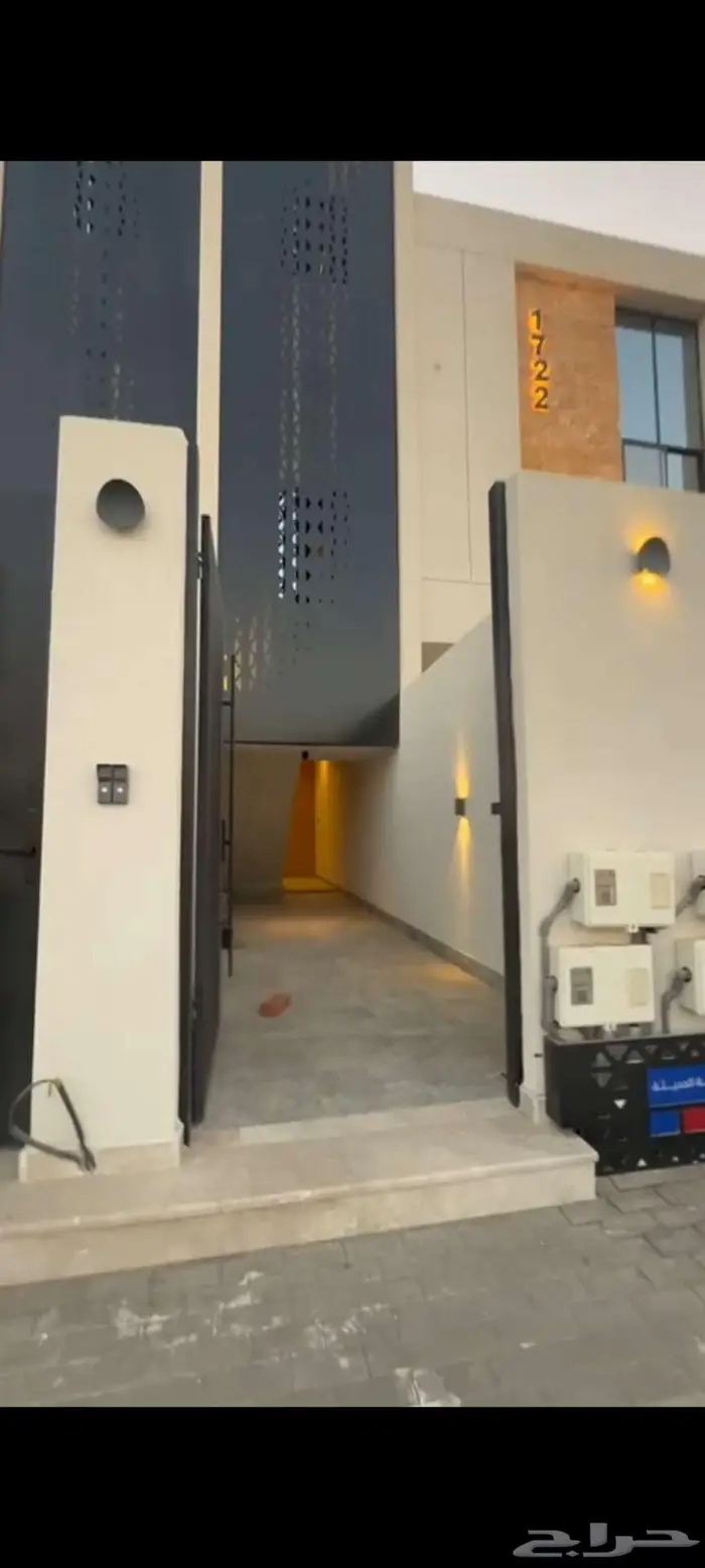 للتمليك فله روف علوي حي الصفا (تبوك )670 الف 12