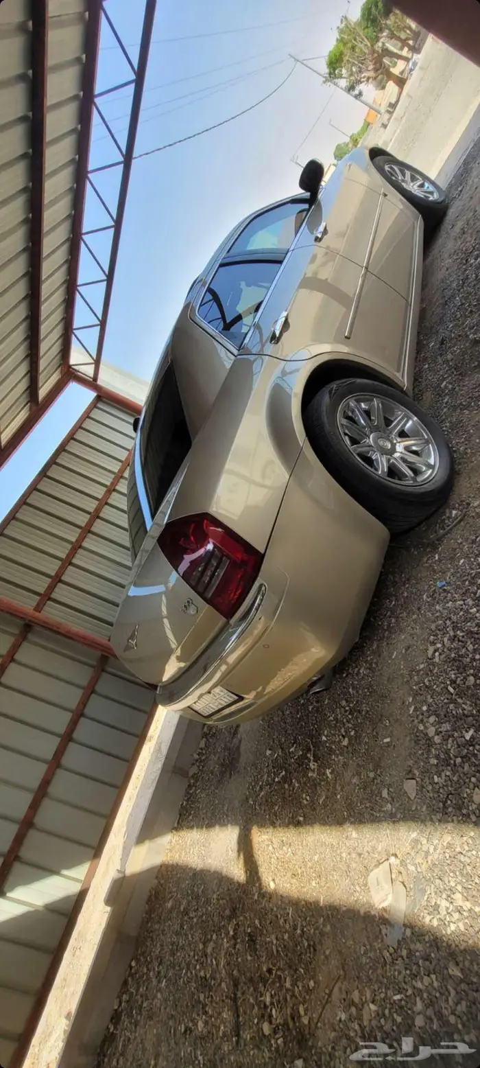 اللبيع كلايزلر هيمي قمه ف النظافه بلد بدي محركاتv8م2006وكاله 5