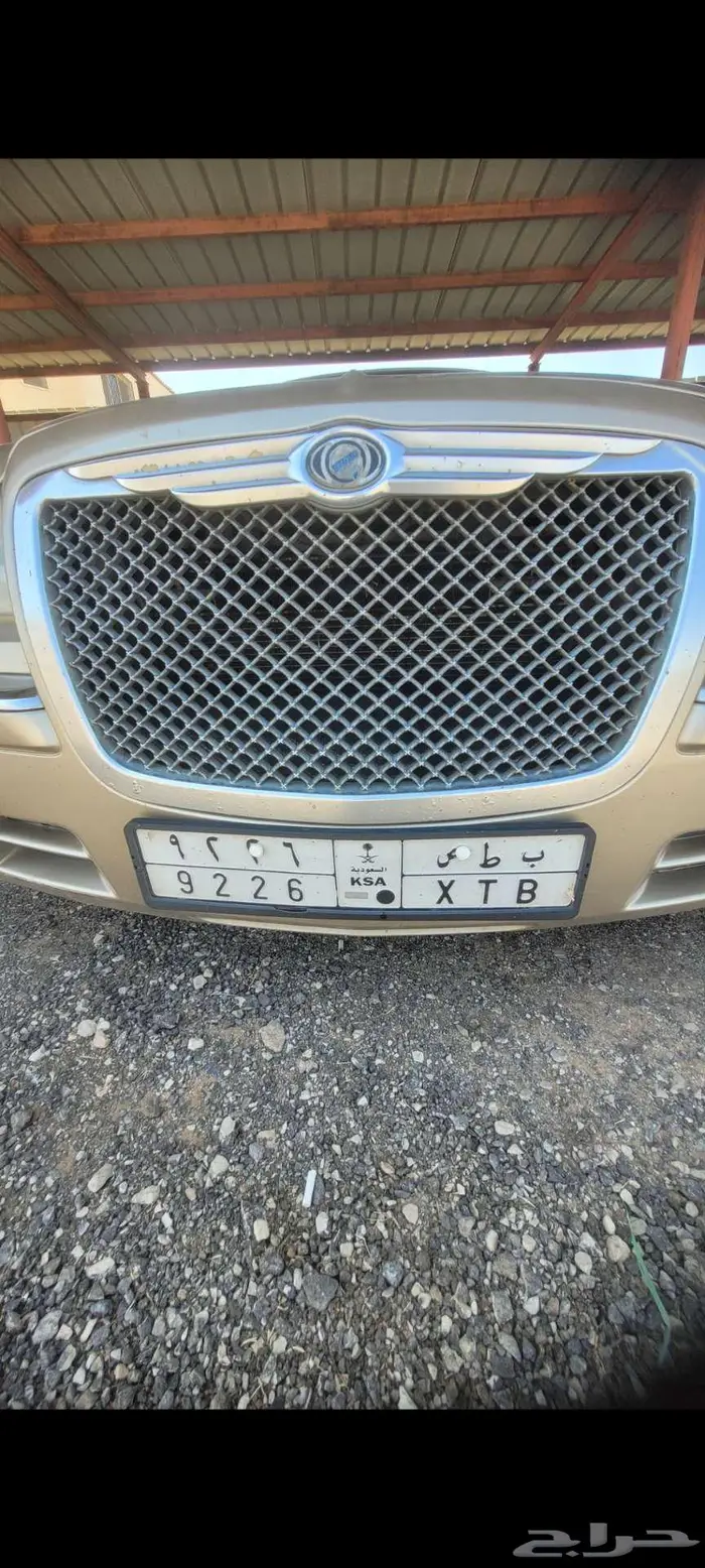 اللبيع كلايزلر هيمي قمه ف النظافه بلد بدي محركاتv8م2006وكاله 7