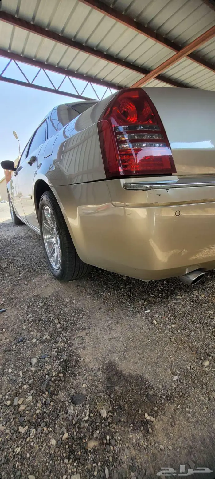 اللبيع كلايزلر هيمي قمه ف النظافه بلد بدي محركاتv8م2006وكاله 10