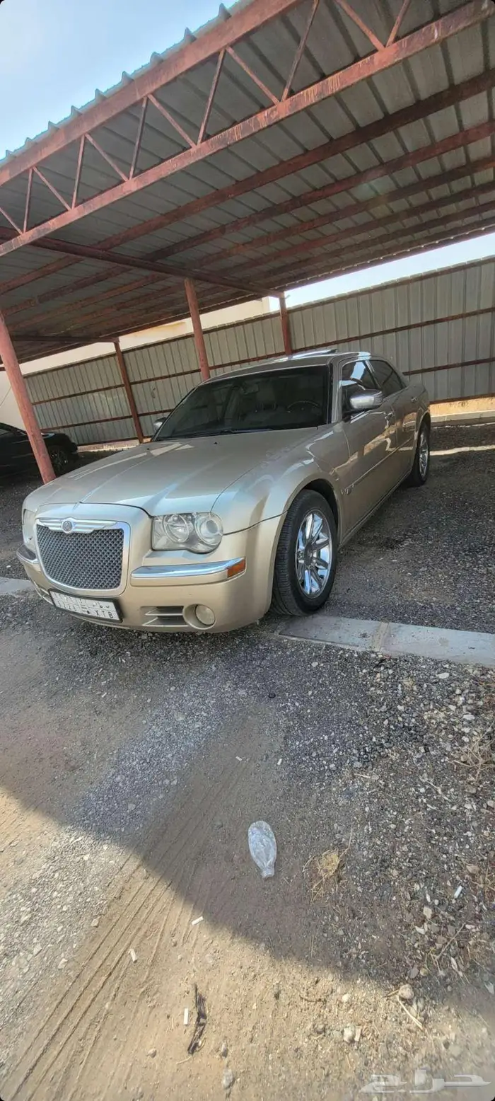 اللبيع كلايزلر هيمي قمه ف النظافه بلد بدي محركاتv8م2006وكاله 13