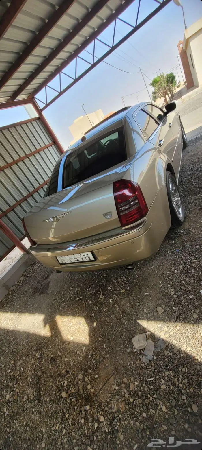 اللبيع كلايزلر هيمي قمه ف النظافه بلد بدي محركاتv8م2006وكاله 11