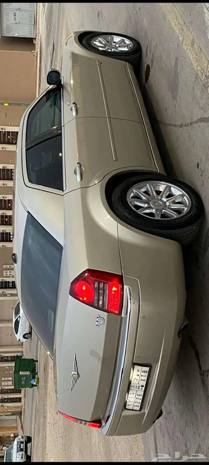 اللبيع كلايزلر هيمي قمه ف النظافه بلد بدي محركاتv8م2006وكاله 25