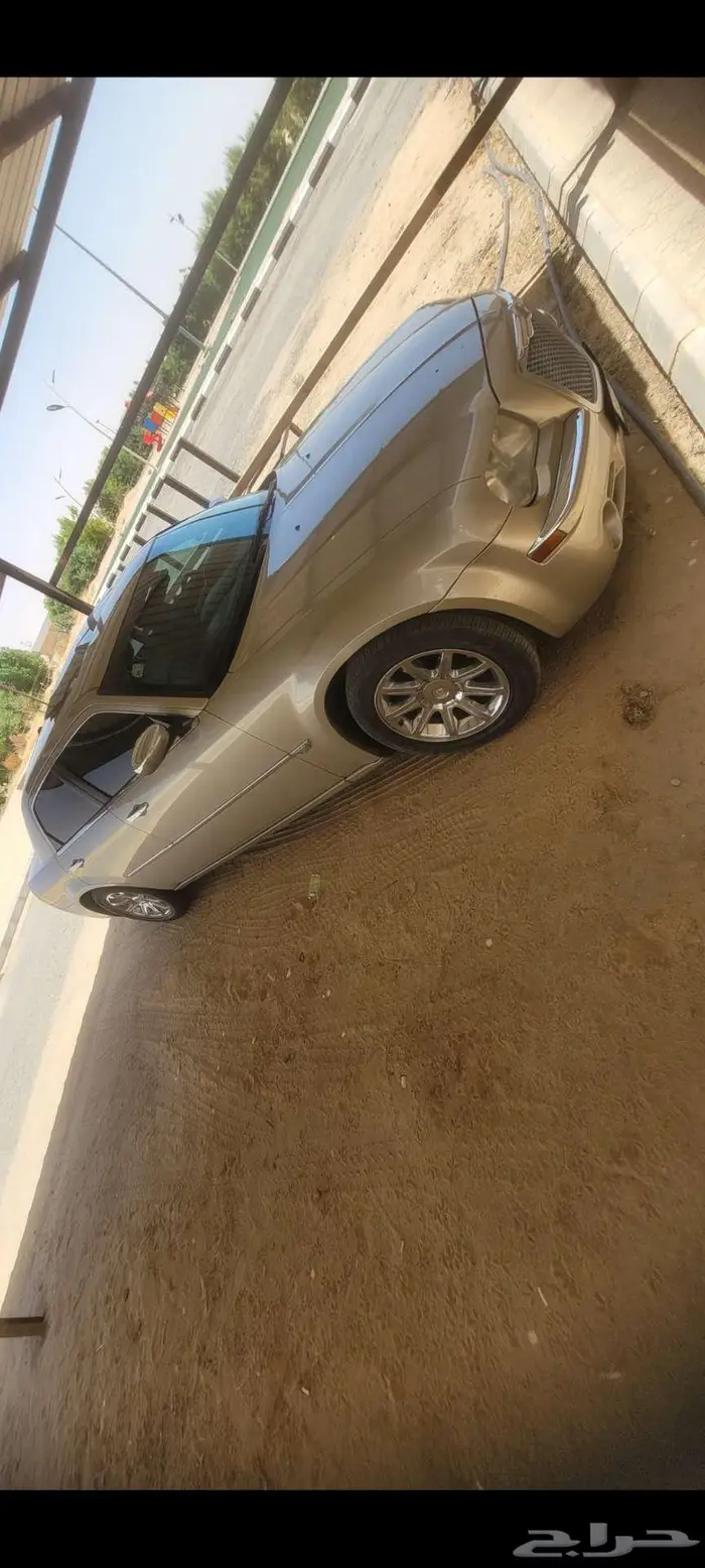 اللبيع كلايزلر هيمي قمه ف النظافه بلد بدي محركاتv8م2006وكاله 30