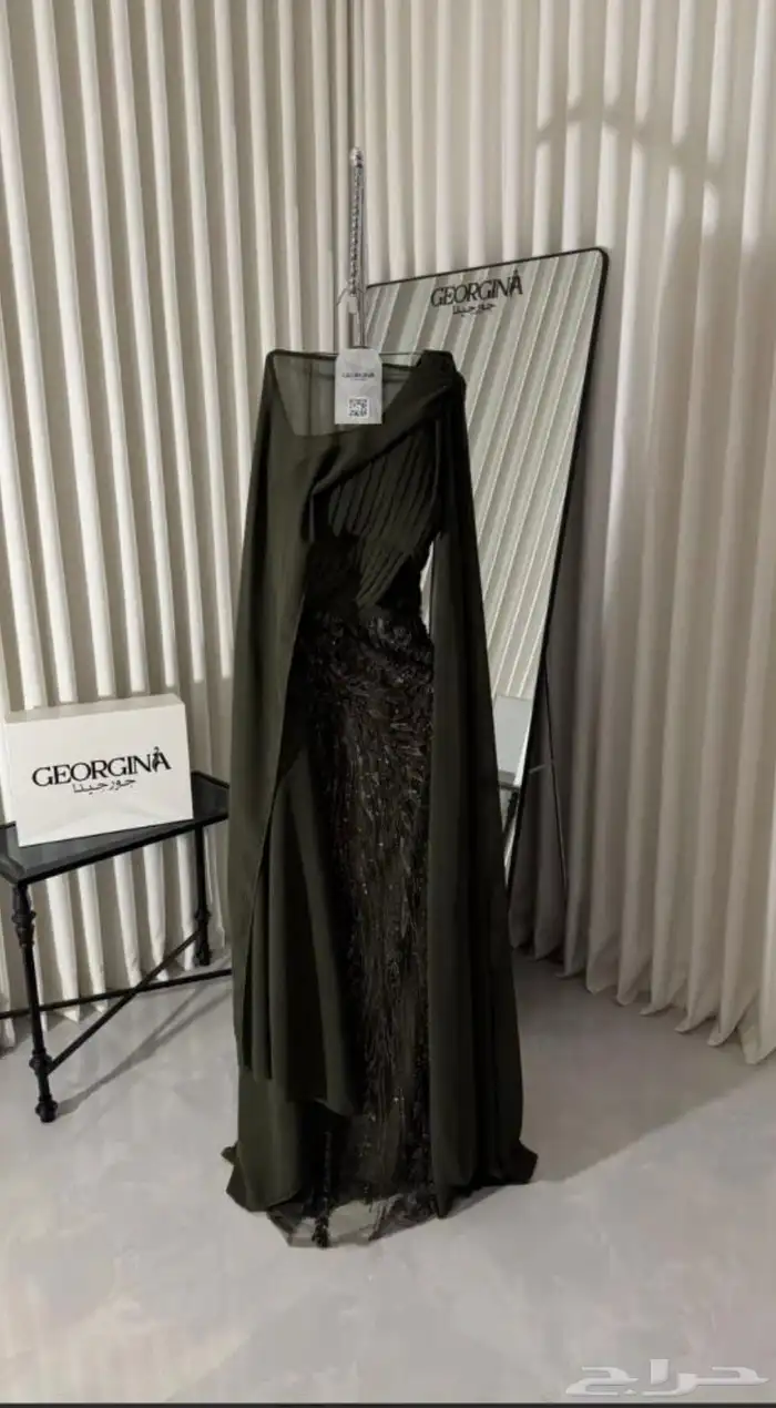 فستان من جورجينا للبيع 2