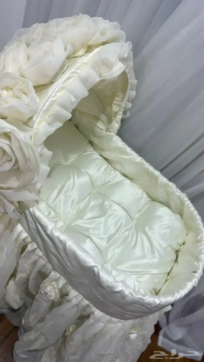 سرير مواليد للبيع ب50 0