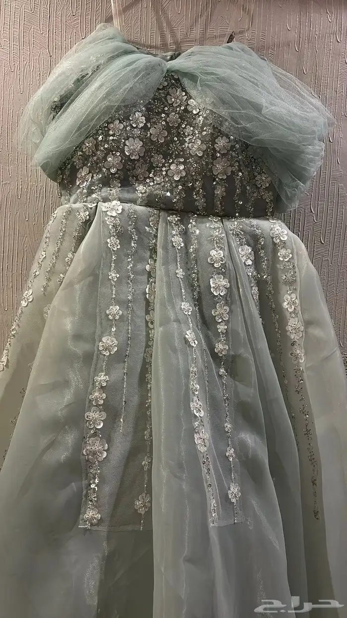 فساتين للبيع 1