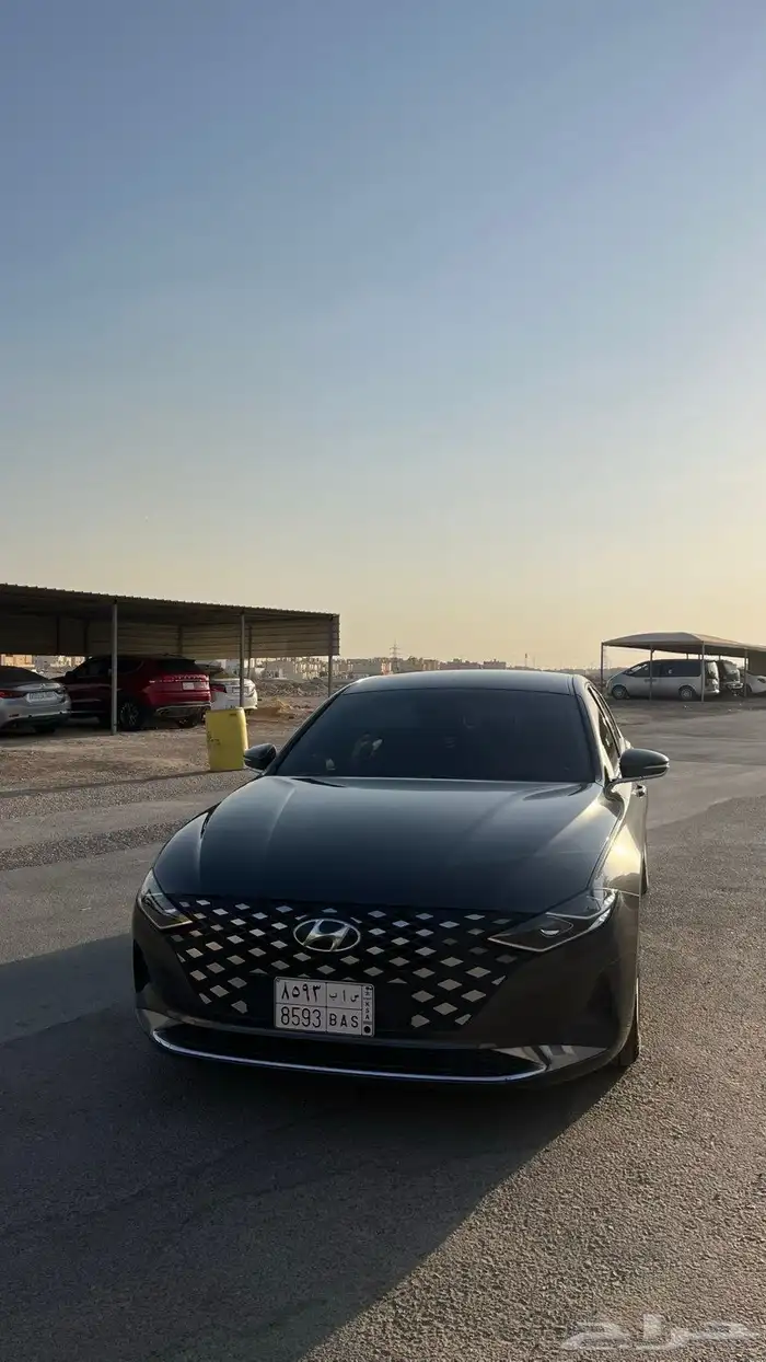ازيرا مديل 2022 4