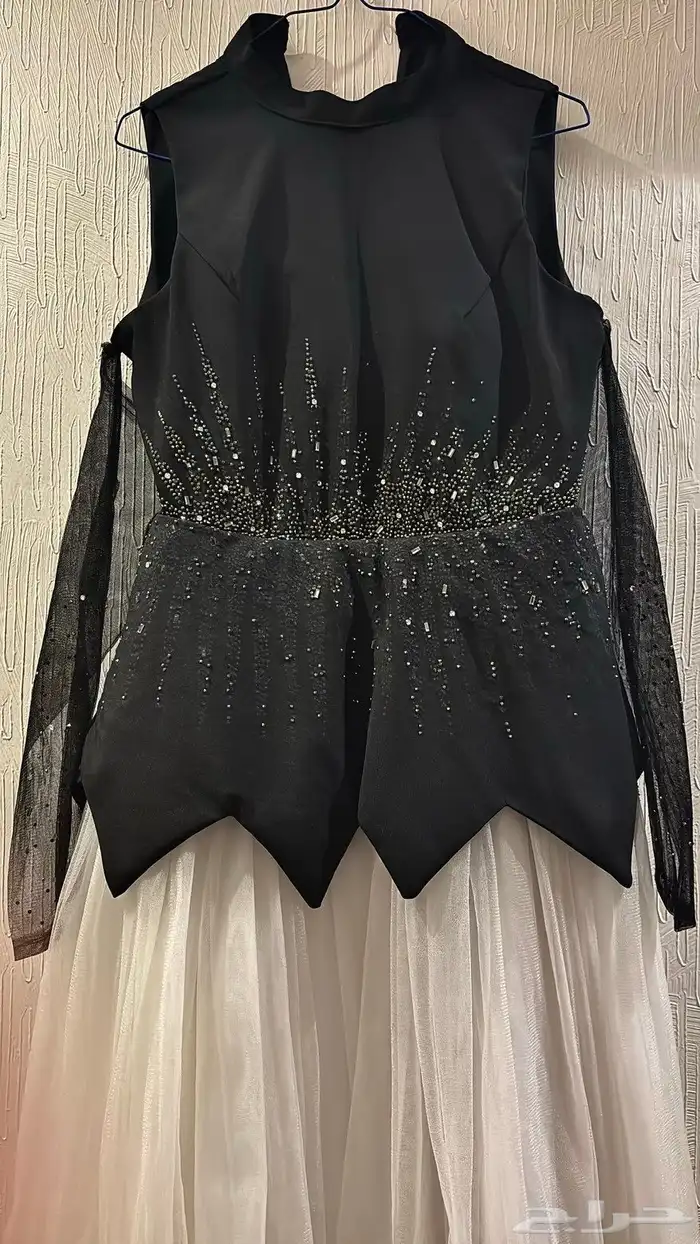 فساتين للبيع 3