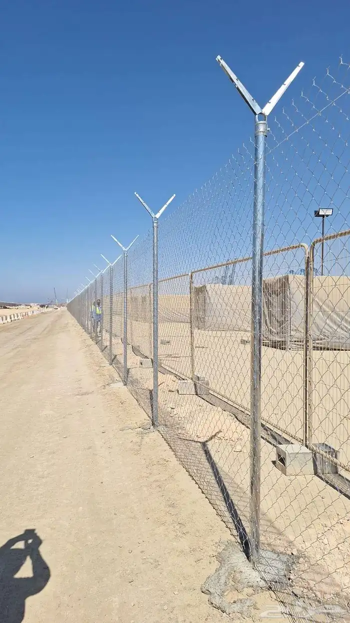 تركيب شبوك مزارع وشبوك ملاعب وشبوك كسارت وجميع الانواع 1