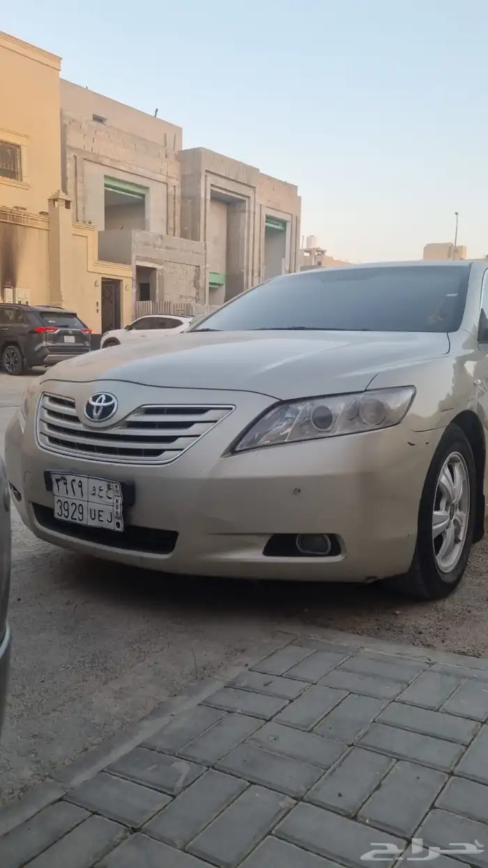 للبيع كامري بدي وكاله 2007 فل كامل GLX 6