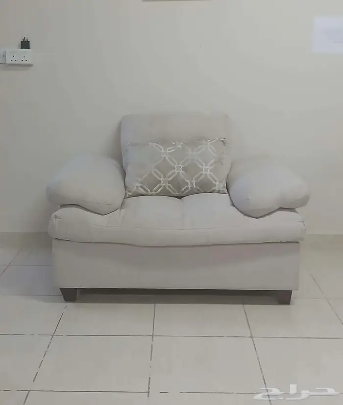 أثاث وأجهزة منزلية للبيع حالة ممتازة 28