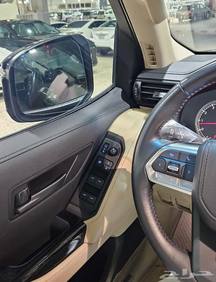 تويوتا لاندكروزر 2024..L3 35