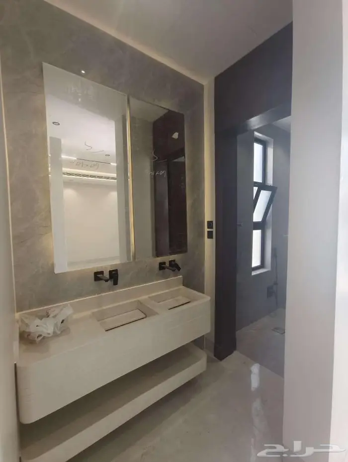 فلل للبيع حي المهدية شغل ممتاز 6