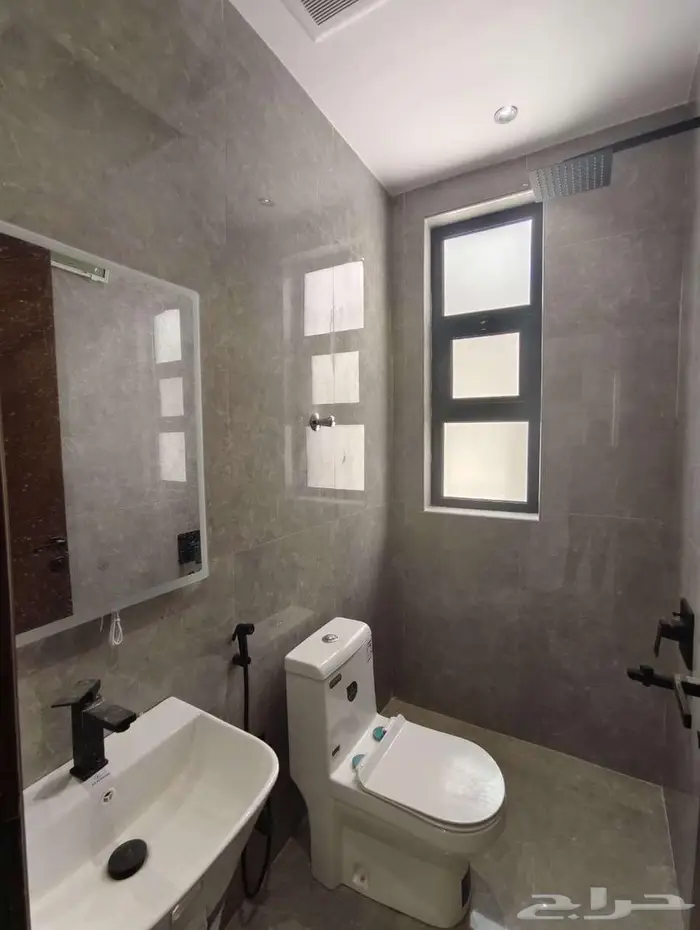 فلل للبيع حي المهدية شغل ممتاز 12