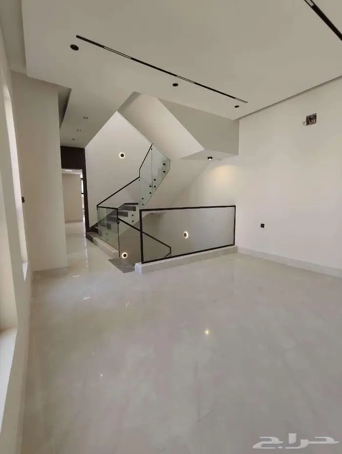 فلل للبيع حي المهدية شغل ممتاز 10