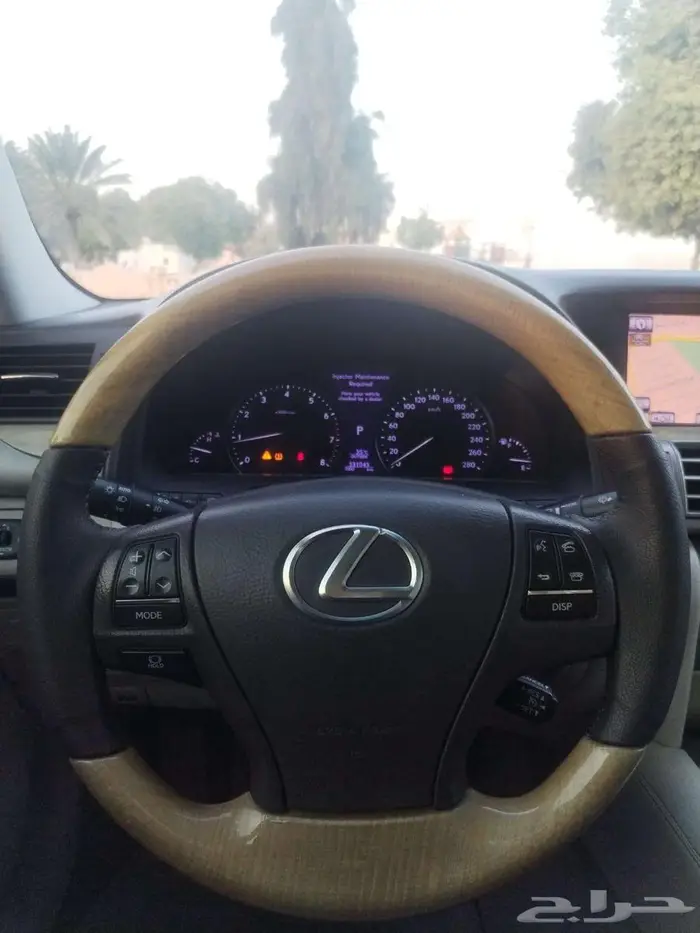 لكزس LS 460 2014 8
